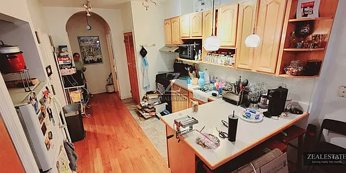 Rented by ZealEstate Group Inc