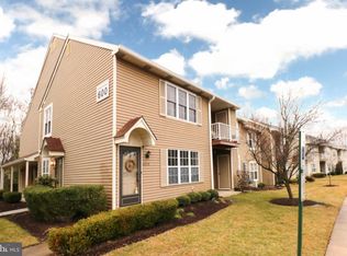 601 Ralston Dr, Mount Laurel, NJ 08054