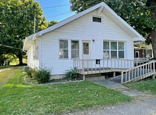 907 E Main St, Washington, IN 47501