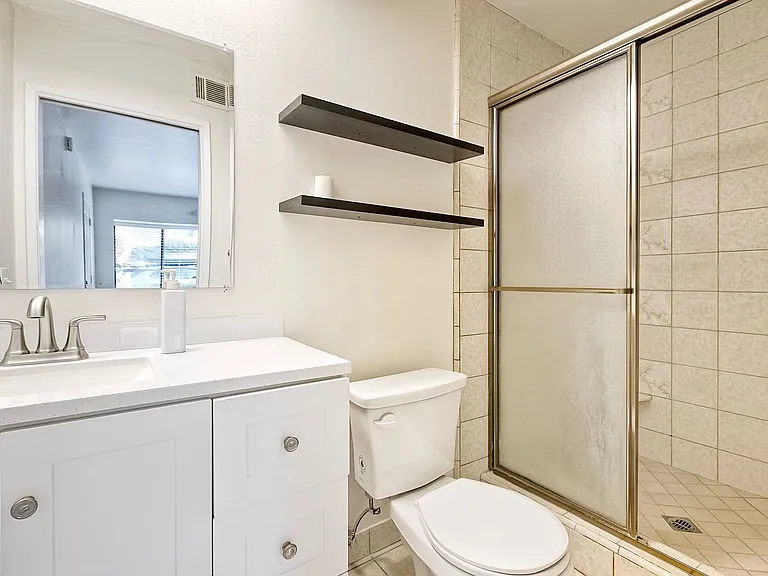4131 Cyprus Island Ct — Photo 15