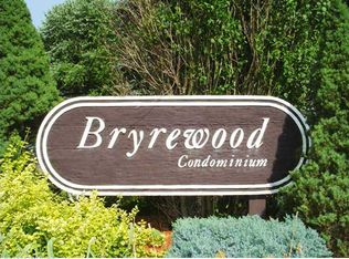 1108 Twin Circle Dr, South Windsor, CT 06074