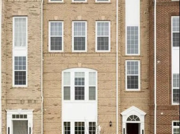 42835 Burrell Sq, Ashburn, VA 20147