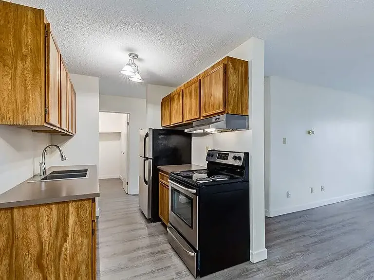 403 Pendygrasse Rd — Photo 15