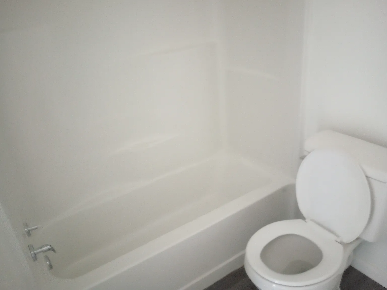 2 bed, $900 — Photo 4