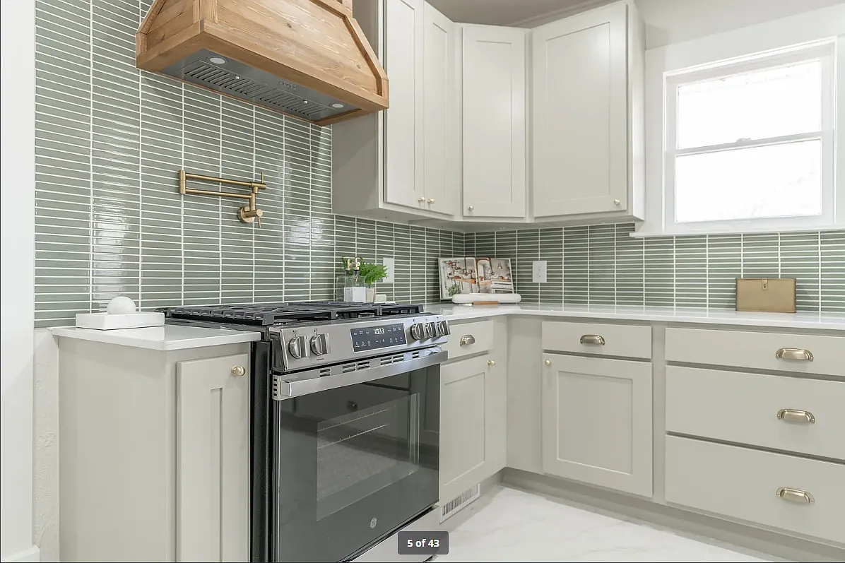 4 bed, 3.0 bath, 1794 sqft, $3,000 — Photo 4