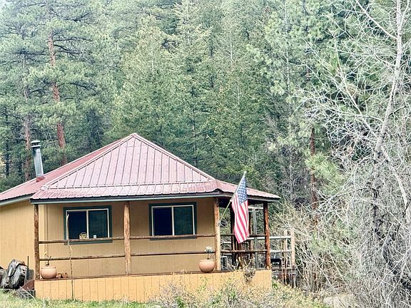 4th image of 111 Paul Creek Ln
