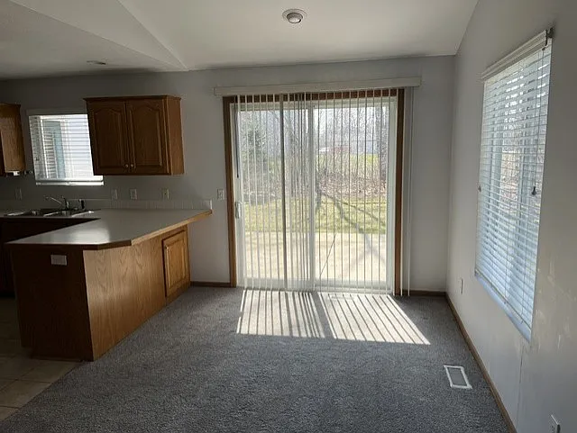 11902 Seven Pine Dr — Photo 8