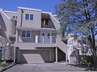 376 Kenwood St #9, Englewood, NJ 07631