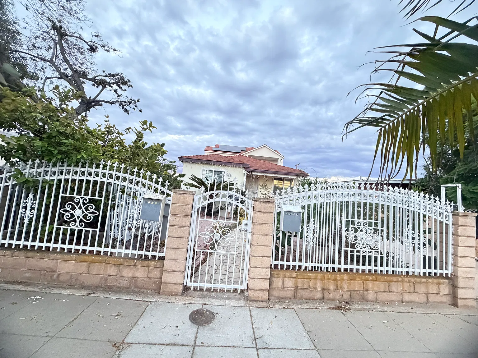 2 bed, 7000 sqft, $2,600 — Photo 1