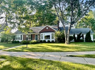 3904 Amherst Rd, Royal Oak, MI 48073