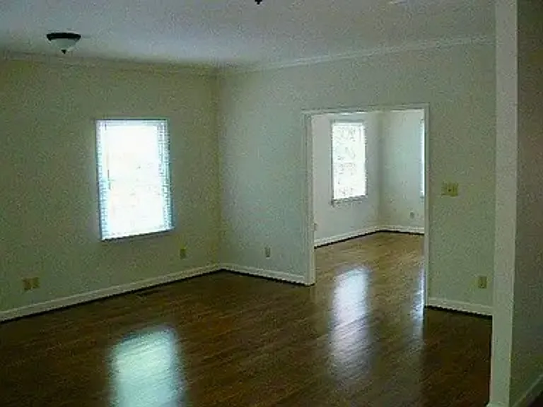 4916 Gold Crest Dr — Photo 18