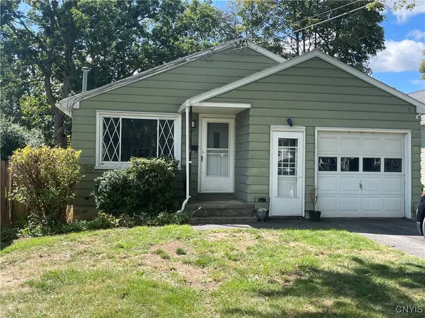 225 Fairmount Ave, Liverpool, NY 13088