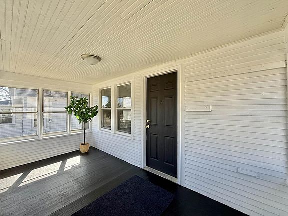 3rd image of 1138 10th Street