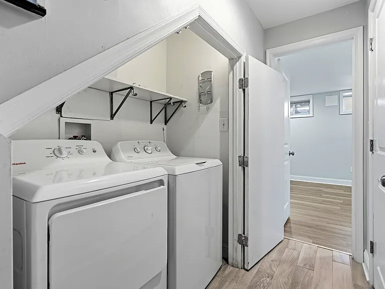 412 S East Ave — Photo 38
