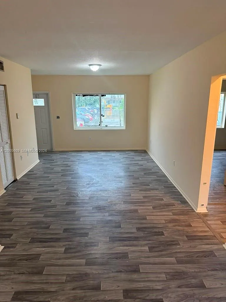 Sunset Palm Villas Condo — Photo 4