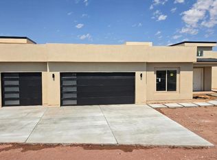 218 Meadows Rd, Placitas, NM 87043