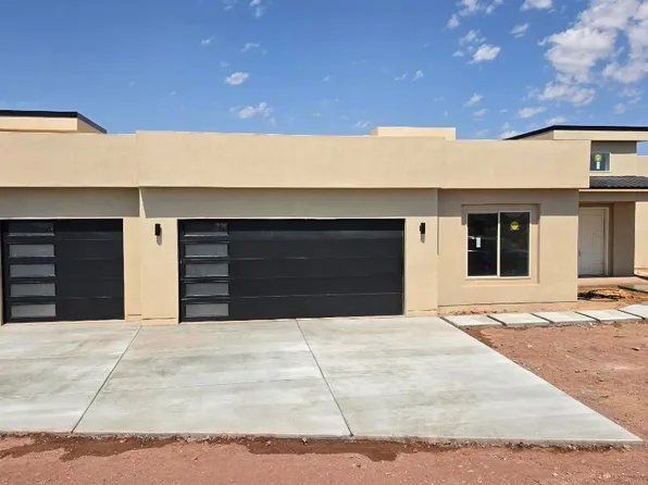 218 Meadows Rd, Placitas, NM 87043