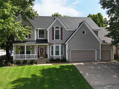 14611 S Acuff Ln, Olathe, KS, 66062