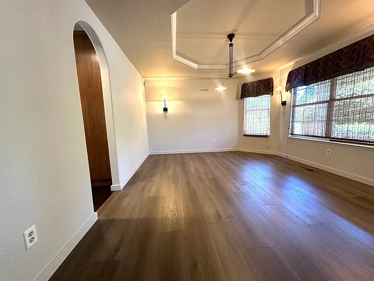 3450 Sarolou Dr — Photo 8