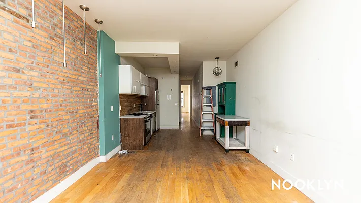 Rented by Nooklyn NYC LLC | media 25