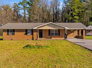 2943 Carol Cir, Rocky Face, GA 30740