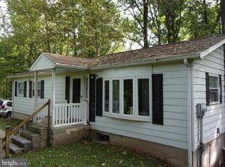 247 Blacksmith Rd, Douglassville, PA 19518