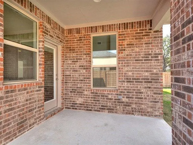 Large covered patio perfect for those barbecue with family and friends