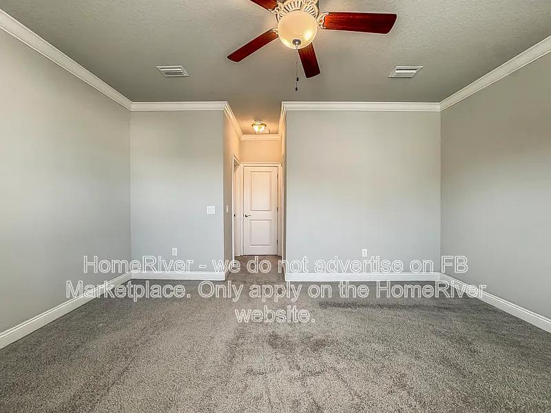 3 bed, 3.0 bath, 1715 sqft, $2,050 — Photo 4