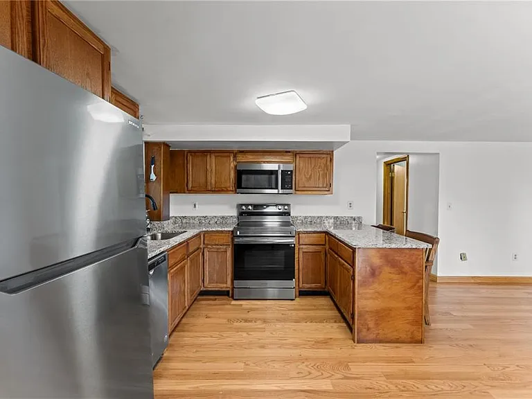 150 Wolcott Ave #A — Photo 3