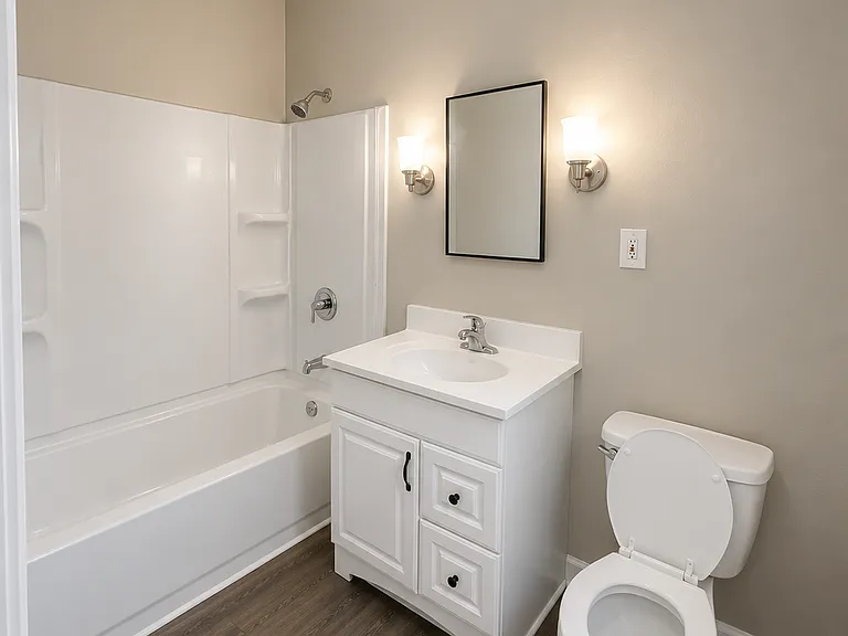 1462 Parkhill Rd — Photo 7