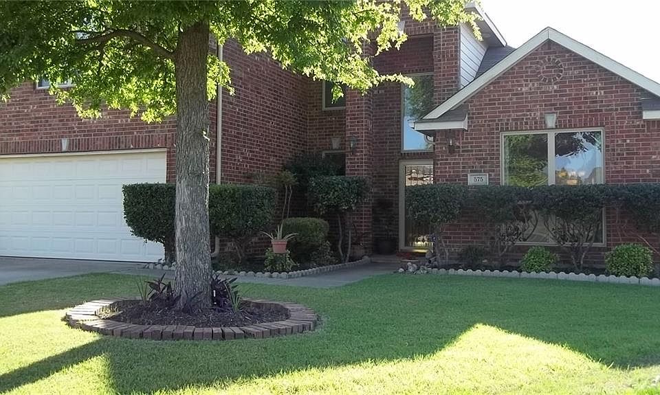 1st image of 575 Pinnacle Dr