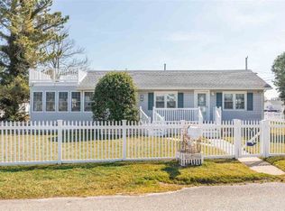 6 Delaware Bay Dr, Villas, NJ 08251