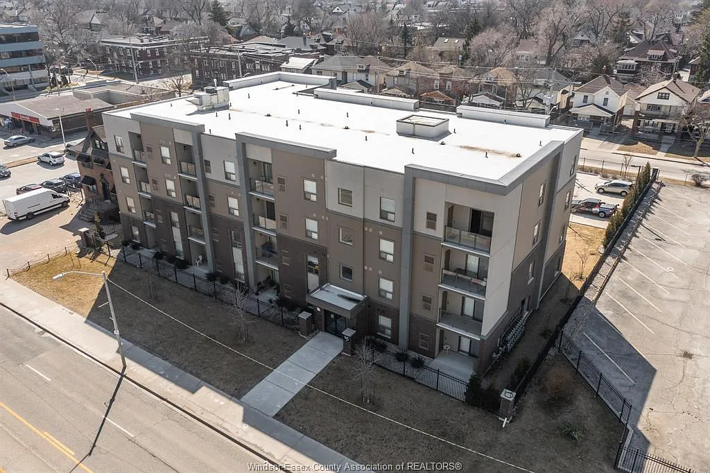 2 bed, 2.0 bath, $2,000 — Photo 1