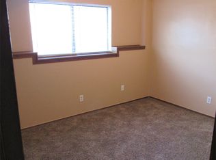 1428 E Beloit Ave, Salina, KS 67401