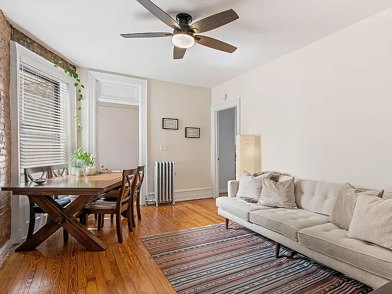 411 W 21st St #6 — Photo 1