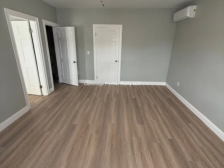 22 Westford St #4 — Photo 18