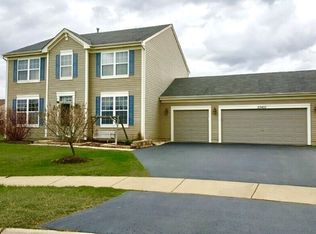 25427 W Grotto Ct, Plainfield, IL 60585