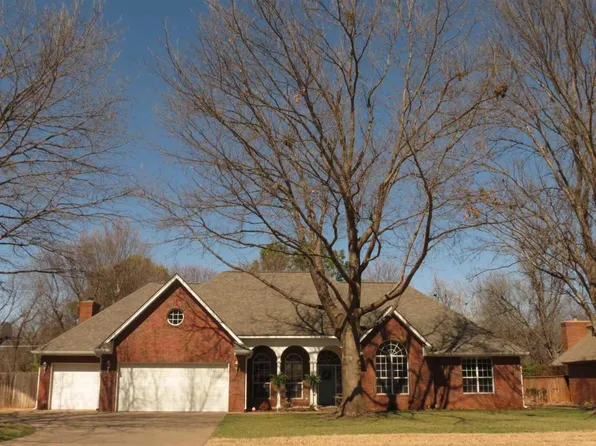 114 Randolph Ct, Stillwater, OK 74075