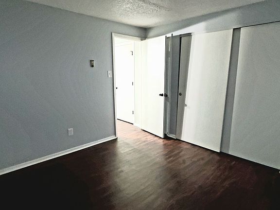 5th image of 1105 Rivermet Ave Unit 15