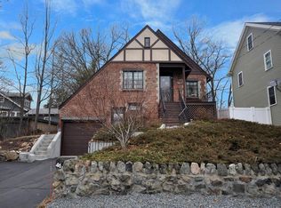 41 Wetherbee Rd, Waltham, MA 02453