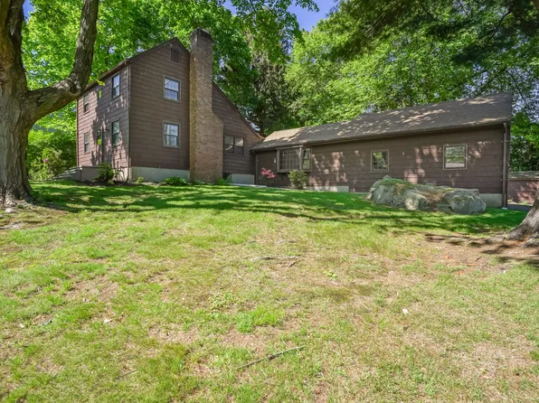 1975 Huntington Road, Stratford, CT 06614