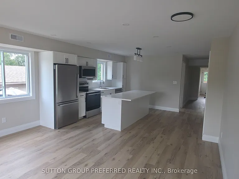 118 Scott St E #1 — Photo 2