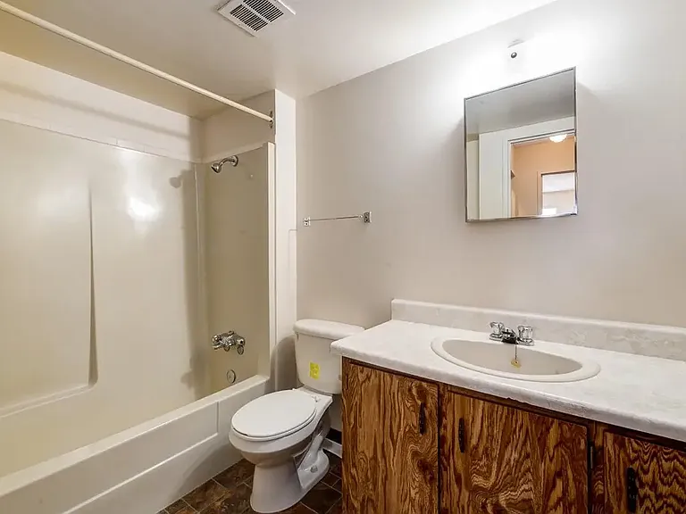 34 Kleisinger Cres — Photo 24