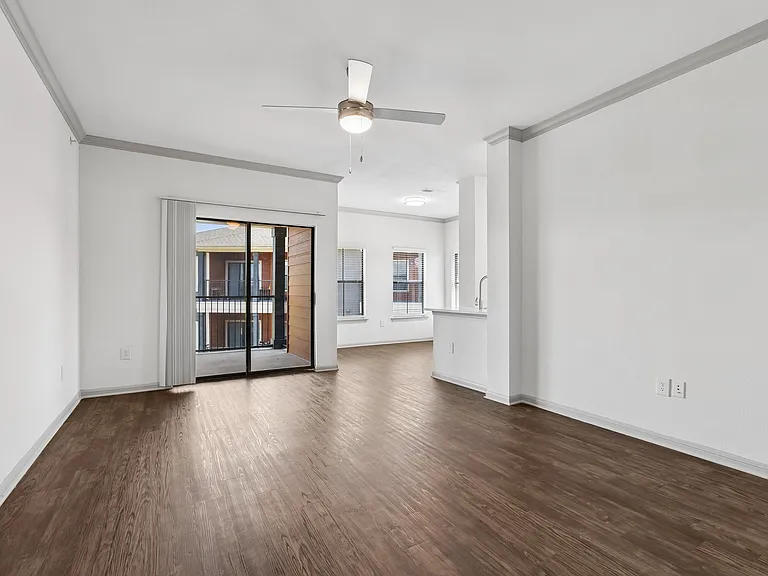 401 Teravista — Photo 26
