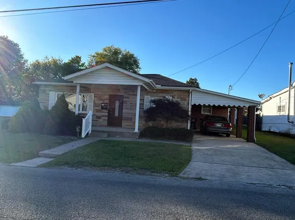 109 Randolph St, Buckhannon, WV 26201