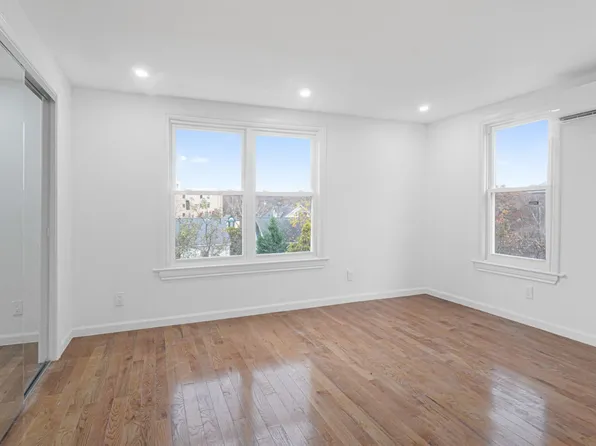 5618 Sylvan Avenue image 15 of 30