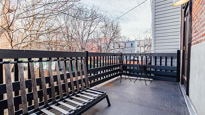 Rented by Nooklyn NYC LLC | media 51