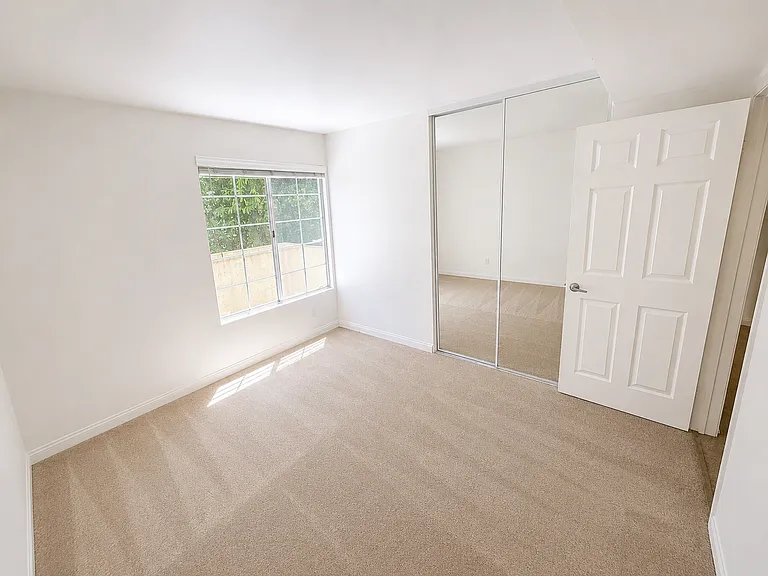 5525 Canoga Ave #209 — Photo 13