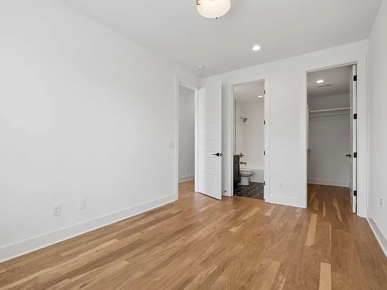 2225 Herman St — Photo 26