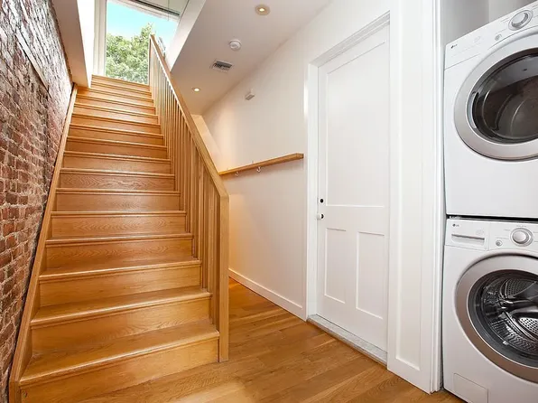 602 Bergen Street image 17 of 21